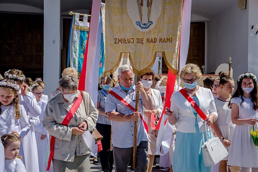 Wałbrzych: Procesja Bożego Ciała na Podzamczu