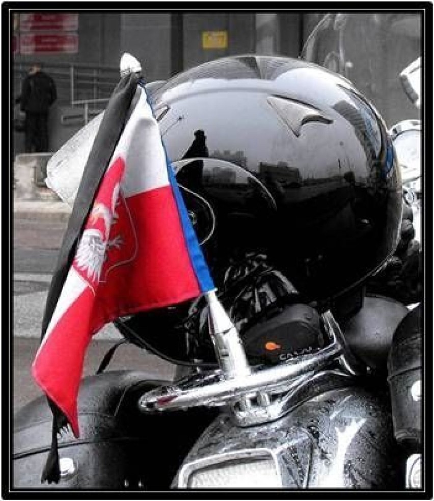Flaga na motocyklu.fot. Mariusz Reczulski