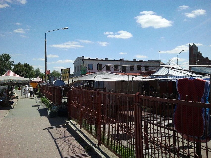 Kupcy nie chcą przenosin targowiska w dzielnicy fabrycznej Kraśnika. Będą protesty?