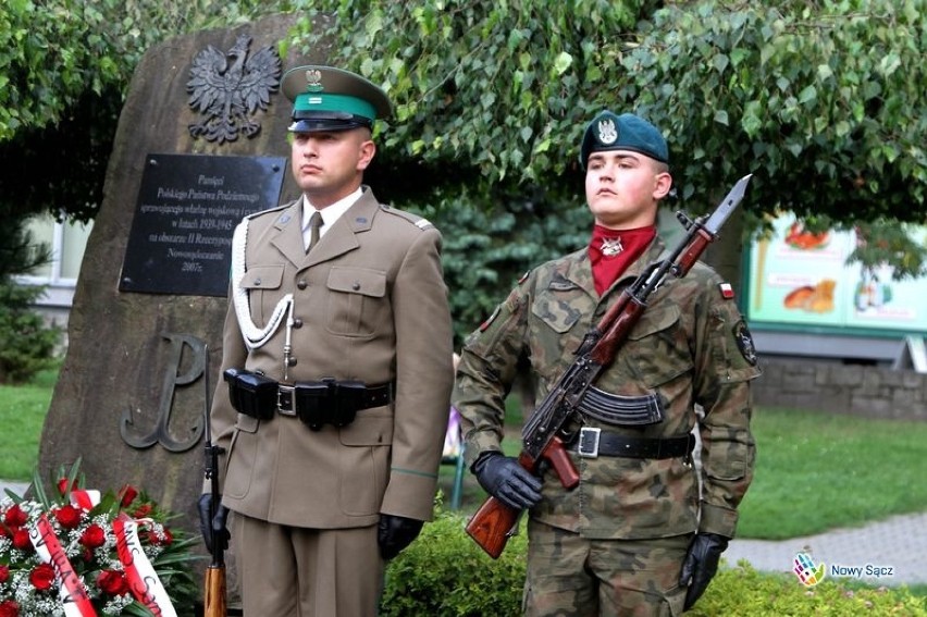 Nowy Sącz. Pamiętali o 74. rocznicy wybuchu Powstania Warszawskiego