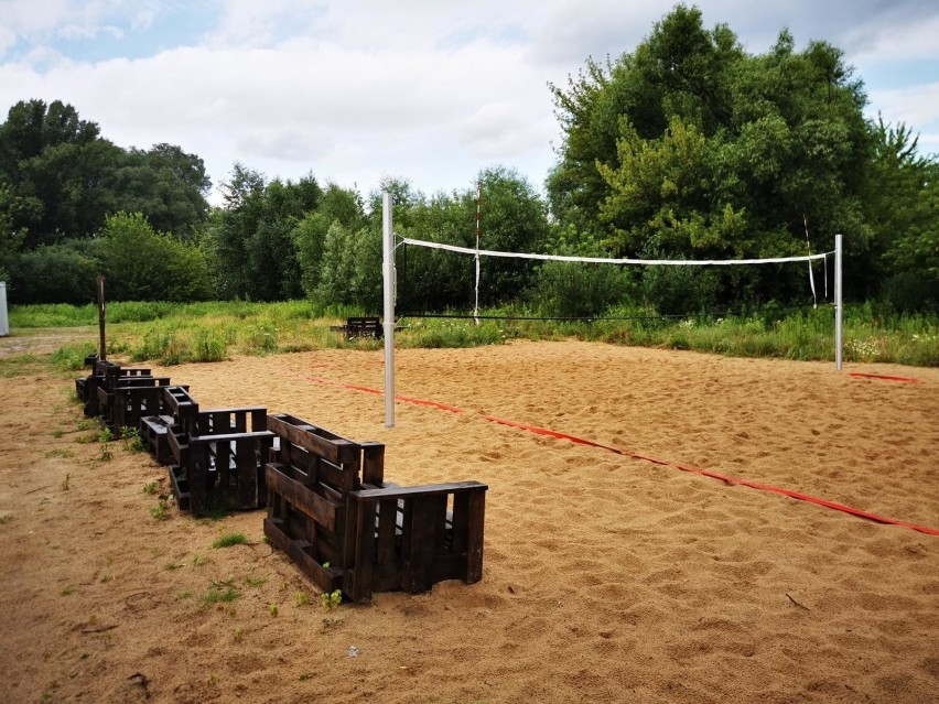 Jak dotrzeć na plażę?

Opcji jest kilka. Jeśli wybieramy się...