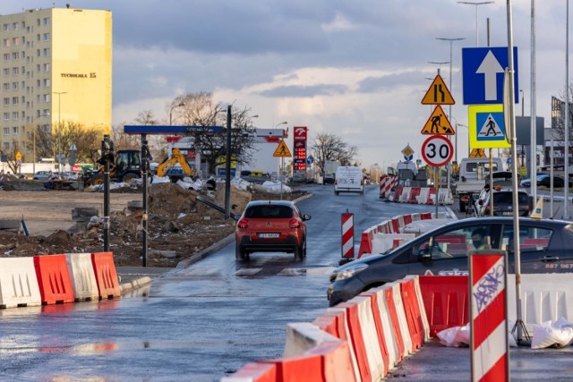 W środę 7 kwietnia w obrębie ronda Kujawskiego wprowadzono nową organizację ruchu