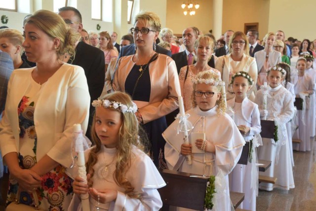 Pierwsza Komunia Święta w kościele na Pustachowskiej w Gnieźnie