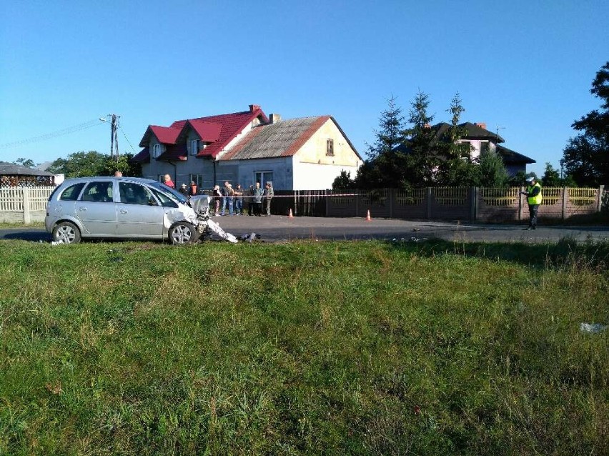 Śmiertelny wypadek. W wypadku w Tarnowej koło Poddębic zginęło małżeństwo