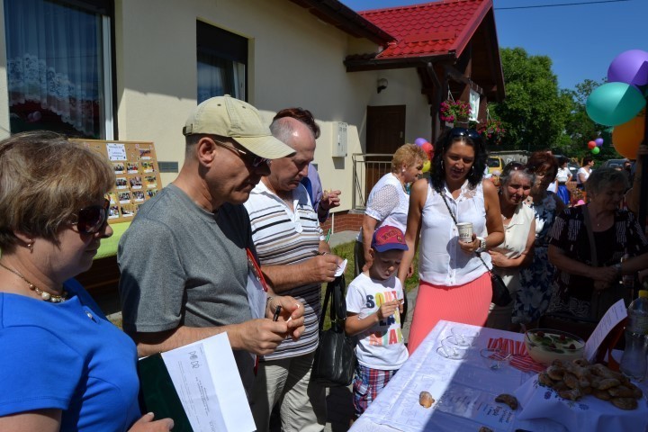 Panie z Czatków najlepsze w VI Gminnym Turnieju Kół Gospodyń Wiejskich w Tczewskich Łąkach