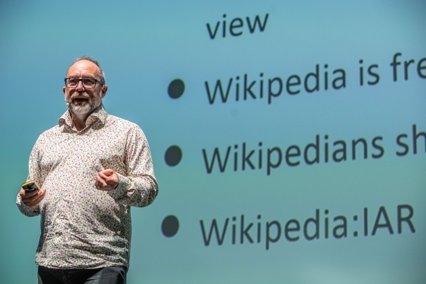 W Krakowie gościł twórca Wikipedii. Jimmy Wales mówił o przyszłości internetowej encyklopedii