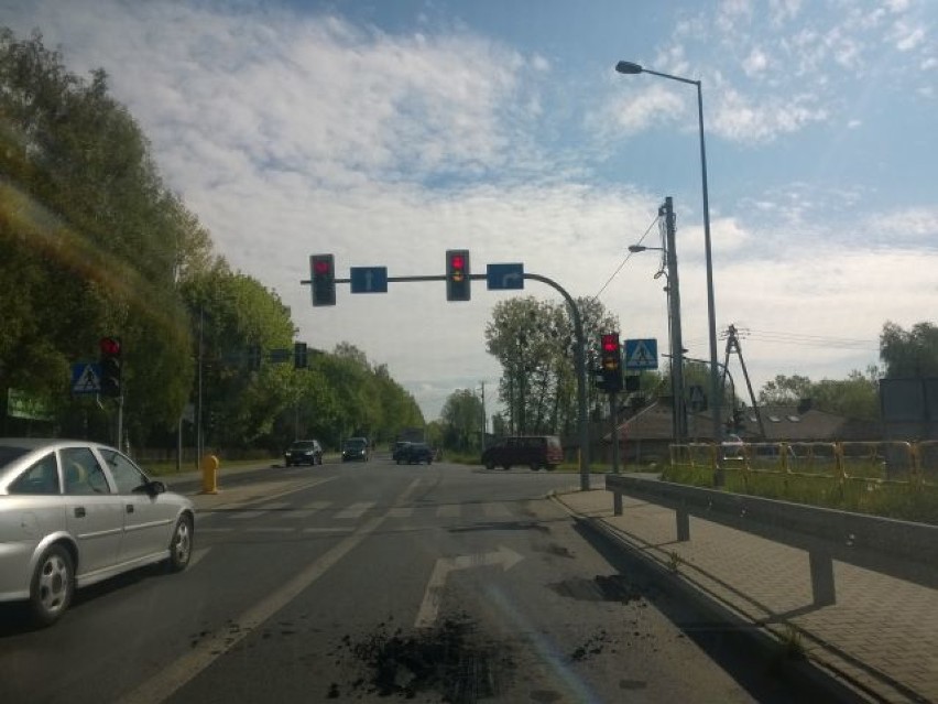 Kto tak zanieczyścił drogi w Wodzisławiu Śląskim?