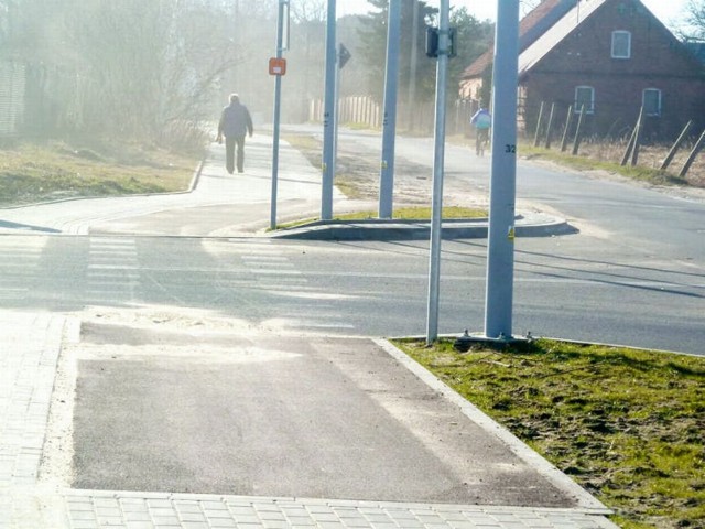 Ścieżka rowerowa ma około 15 metrów długości.