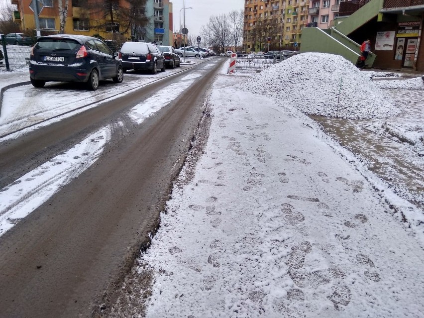 Wałbrzych: Remont ulicy Dunikowskiego testem na cierpliwość mieszkańców Piaskowej Góry (ZDJĘCIA)