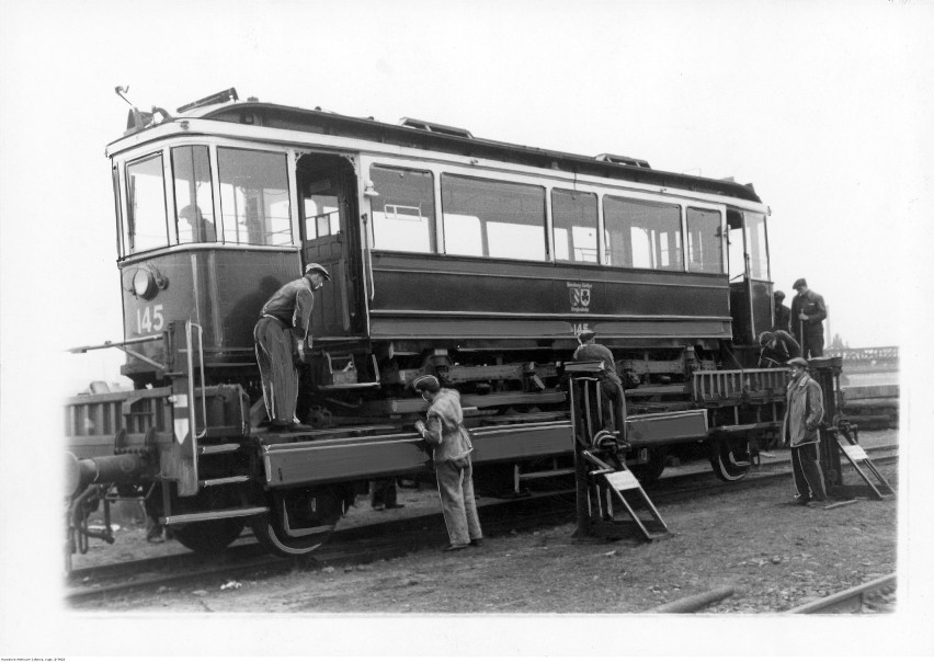 Transport nowych tramwajów SN3 z Norymbergi do Krakowa....