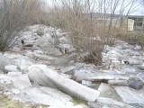 W gminie Paszowice walczą za lodem na rzece