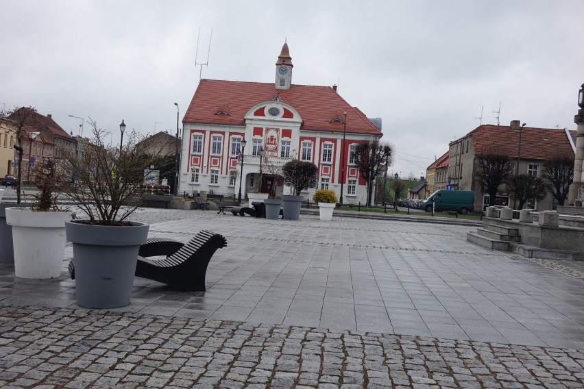 Gostyń. Rynek w Gostyniu w wiosennej odsłonie. Tak prezentuje się centrum miasta na wiosnę 2021 [ZDJĘCIA]