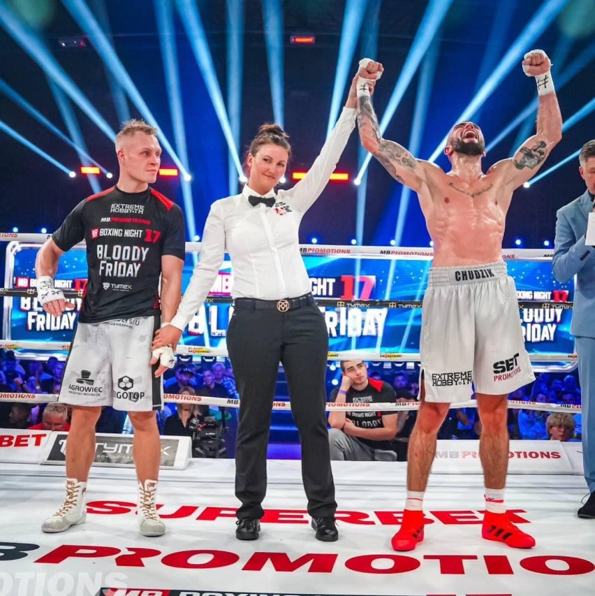 Zwycięstwo Oliwiera Chudzika w zawodowej walce bokserskiej 