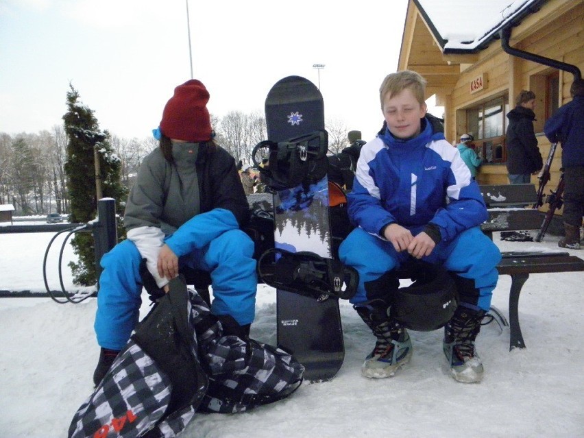 Ferie zimowe 2013 w Beskidach [ZDJĘCIA]. Zobacz tłumy na Dębowcu