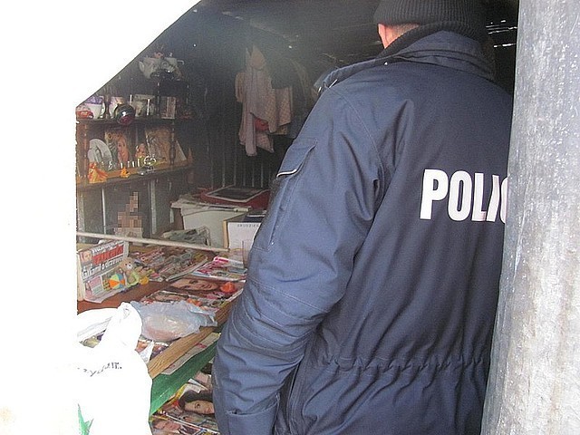 Stalowa Wola bezdomni. Policjanci sprawdzili jeszcze budynki...