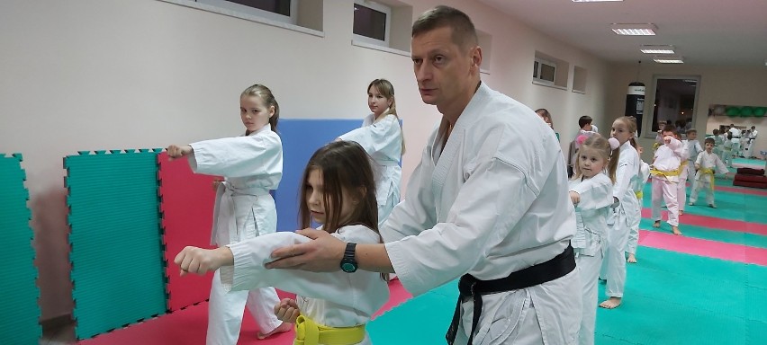 Piotrków, zapisy na karate. UKS Szkoła Karate Tradycyjnego w...