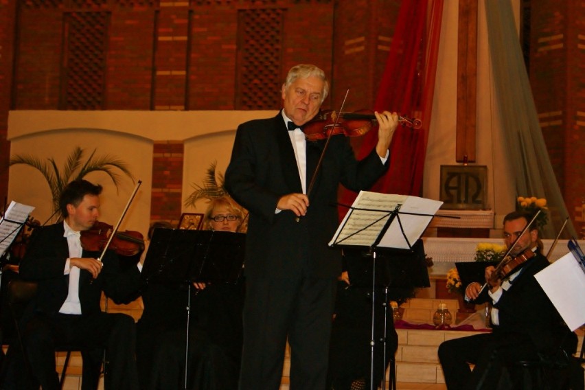 Koncert symfoniczny w wykonaniu Konstantego Andrzeja Kulki