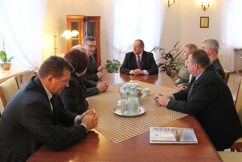 W środę starosta puławski Witold Popiołek gościł Ambasadora Republiki Mołdawii w Polsce Iurija Bodruga