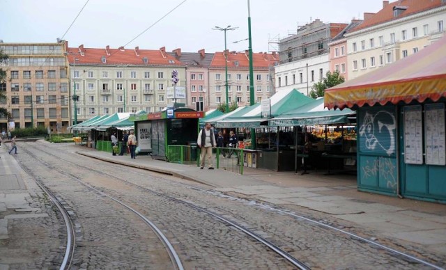 Tramwaj zderzył się z samochodem na pl. Wielkopolskim