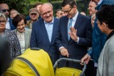 Premier Mateusz Morawiecki w Parku Śląskim spotkał się z mieszkańcami. Atmosfera niemal rodzinna [ZDJĘCIA]
