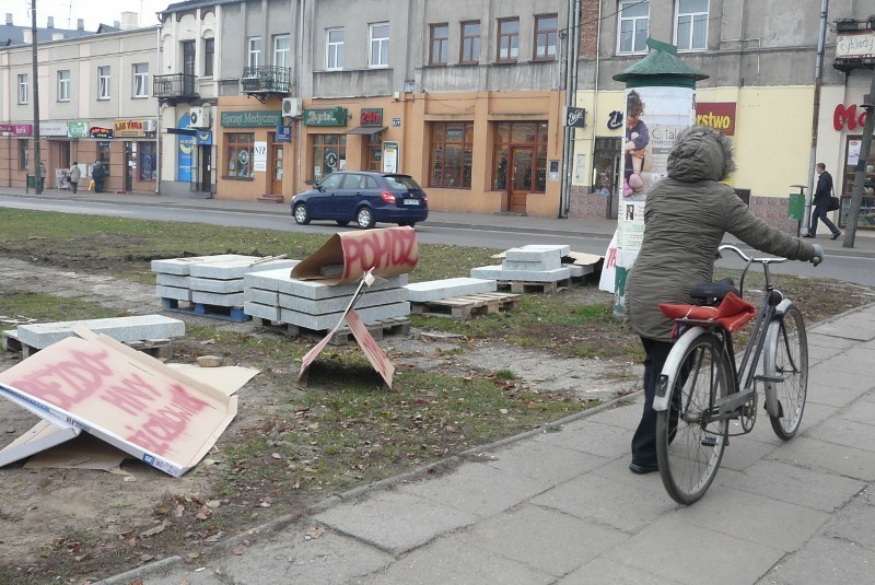 Akcja kartonowa na pl. Kościuszki. Czy chciałbyś tak mieszkać?