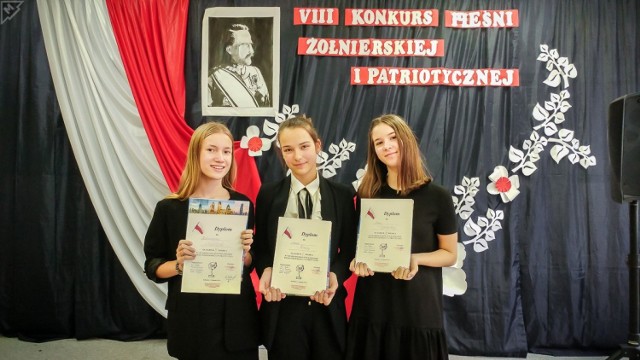 VIII Międzyszkolny Konkurs Pieśni Żołnierskiej i Patriotycznej w PSP 9 w Radomsku