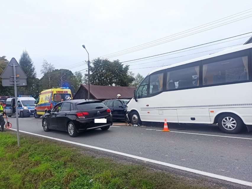 Do wypadku doszło na DW 980 w Faściszowej