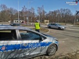 Wielka akcja policji w Jastrzębiu. Kontrolowali pieszych i kierowców. Wykryli kilkadziesiąt wykroczeń. Ich sprawców ukarali mandatami
