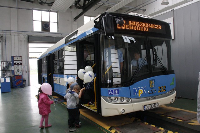 Nowe autobusy w Legnicy pojawią się w marcu 2014