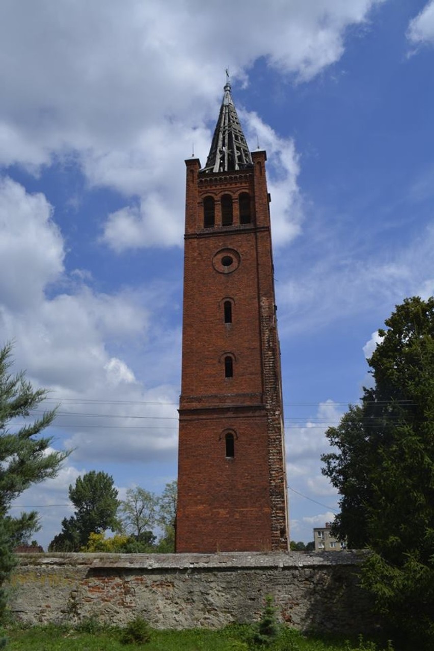 Wieża byłego kościoła ewangelickiego w Czerninie
