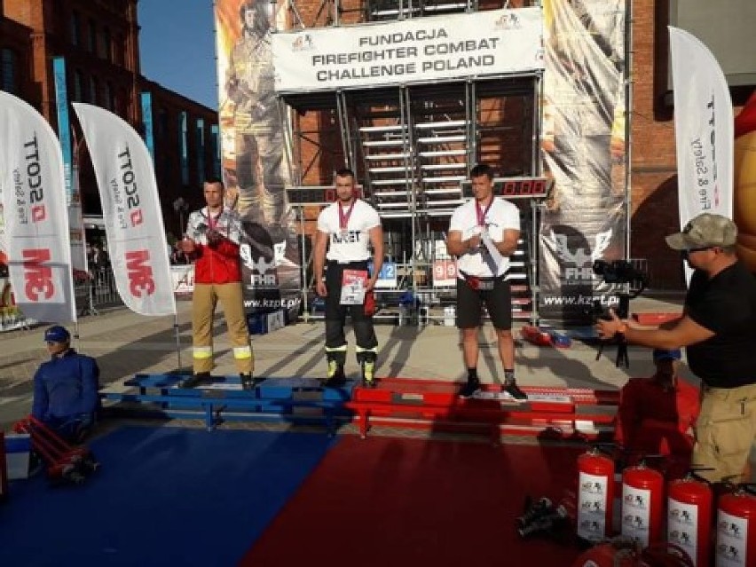 Sukces ostrowskich strażaków na Mistrzostwach Polski Firefighter Combat Challenge w Łodzi
