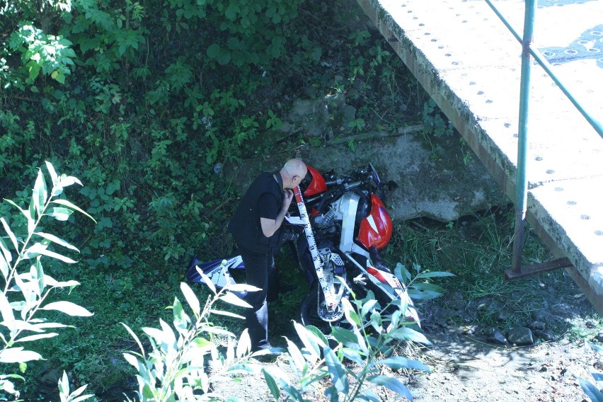 Wypadek w Naściszowej. Motocyklista nie żyje [ZDJĘCIA]