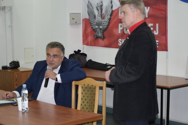 Spotkanie z Tomaszem Sakiewiczem w Skierniewicach odbyło się we wtorek,3 października. Tomasz Sakiewicz jest redaktorem naczelnym „Gazety Polskiej”.