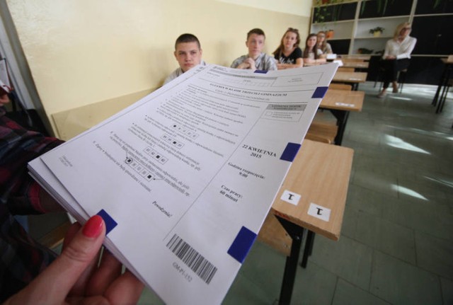Egzamin gimnazjalny 2015 w Zabrzu (zdj. ilustracyjne)