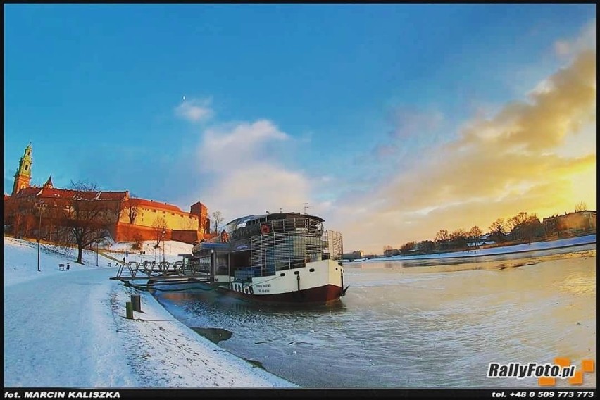 - 15 stopni Celcujsza na Bulwarach - informuje Marcin