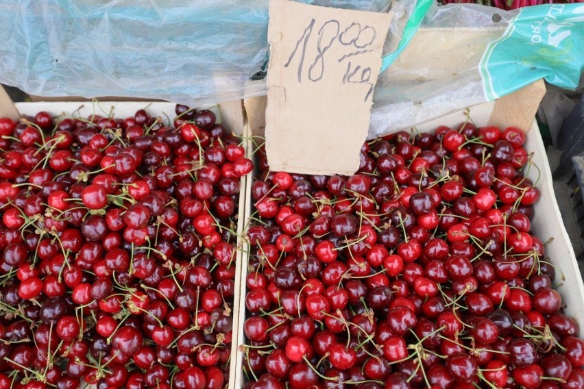 Szok! Ile kosztują warzywa i owoce. Ceny z podlaskiej giełdy [28.05.2019]