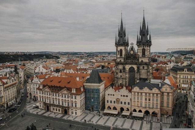 W Pradze zaczyna brakować miejsca dla uchodźców.
