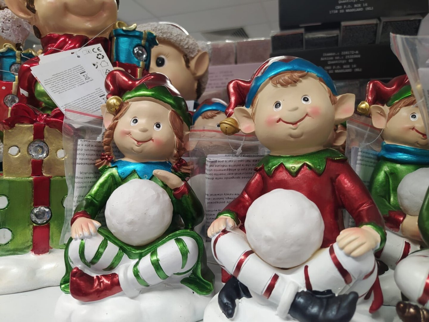 Boże Narodzenie 2022. W sklepach w Oleśnicy już pojawiły się świąteczne  ozdoby! | Oleśnica Nasze Miasto