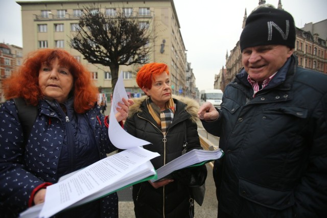 Mieszkańcy złożyli petycję ws. podjęcia prac nad planem zagospodarowania przestrzennego dla terenu stadionu AWF w Katowicach