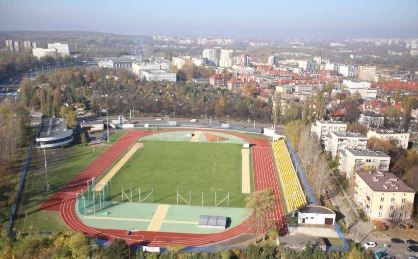"Nie" dla bloków w miejscu stadionu AWF w Katowicach. Mieszkańcy złożyli petycję do prezydenta ZDJĘCIA