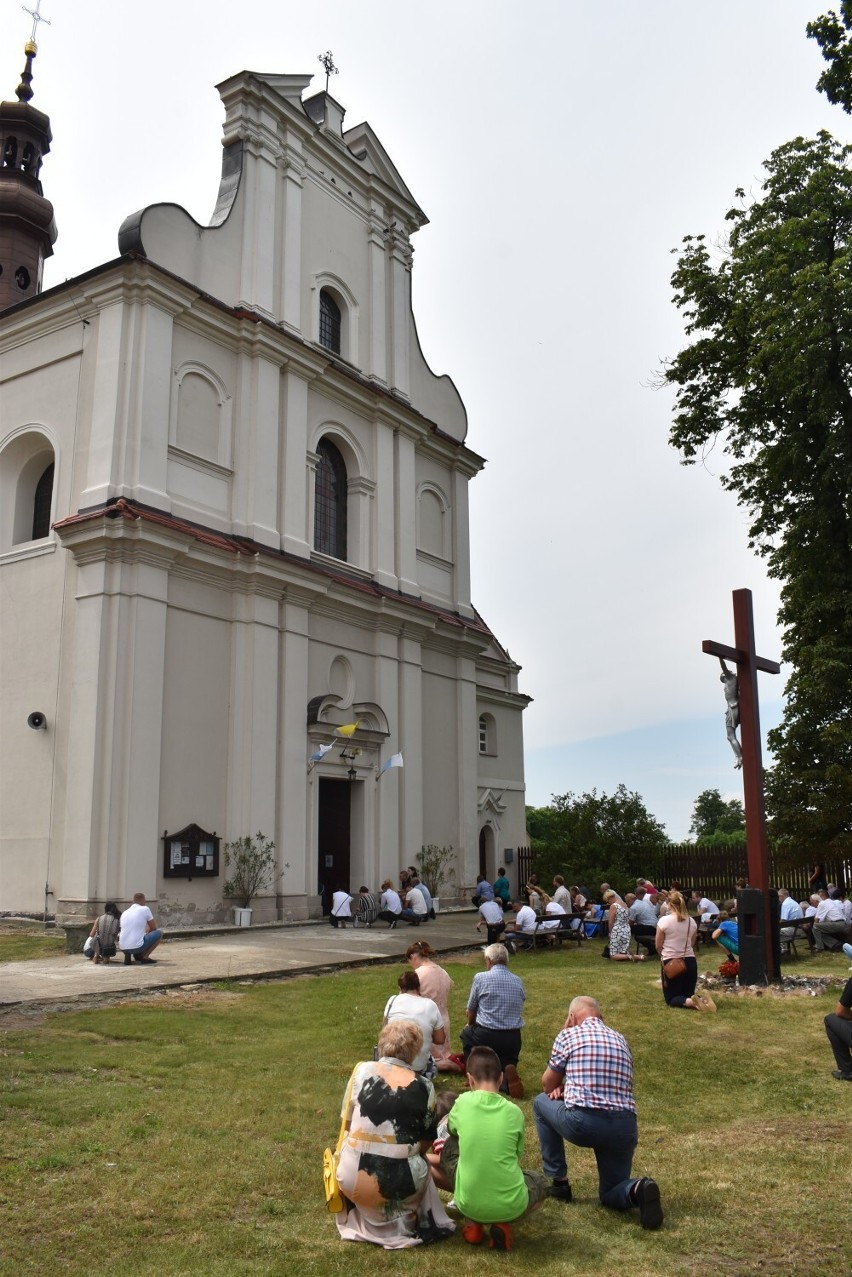 Kościół i klasztor pod wezwaniem św. Michała Archanioła,...