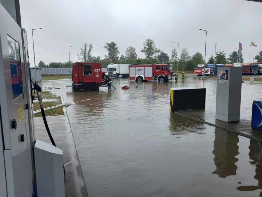OSP KSRG GROMADKA została alarmowo zadysponowani do zalanej...