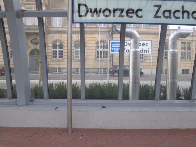 Przystanek Dworzec Zachodni - darmowa toaleta w centrum Poznania?