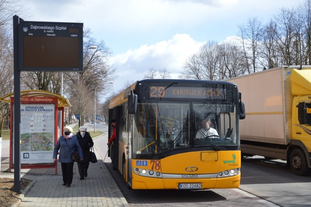 Falstart elektronicznych tablic informacji pasażerskiej na oświęcimskich przystankach.