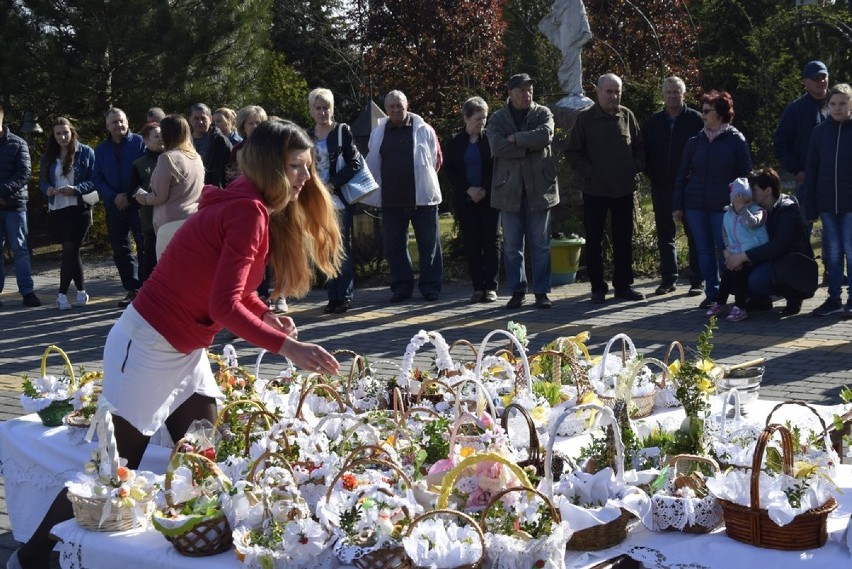 Zdecydowana większość parafii w naszym regionie z powodu...