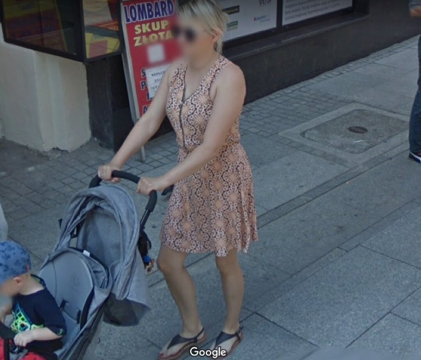 Oto zdjęcia mieszkańców Sosnowca na Google Street View. Odnajdujecie się nich?