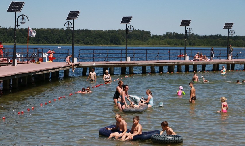 Kąpielisko nad jeziorem Głębokie jest ulubionym miejscem...