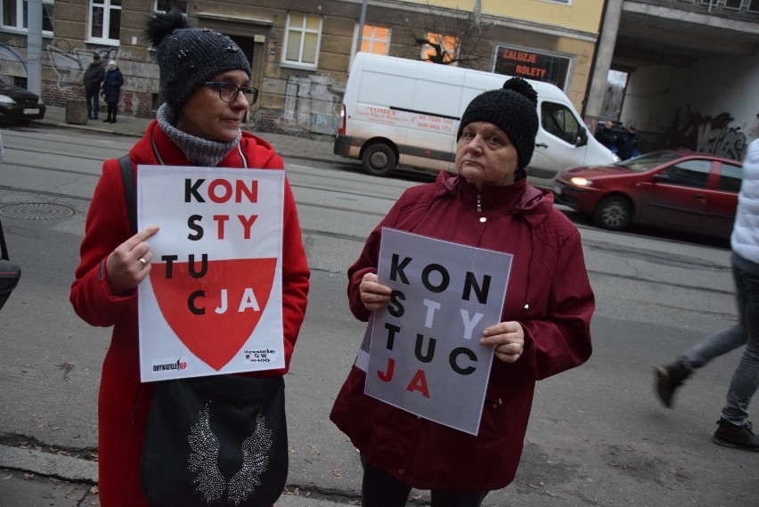 W niedzielę 1 grudnia przed gorzowskim sądem okręgowym...