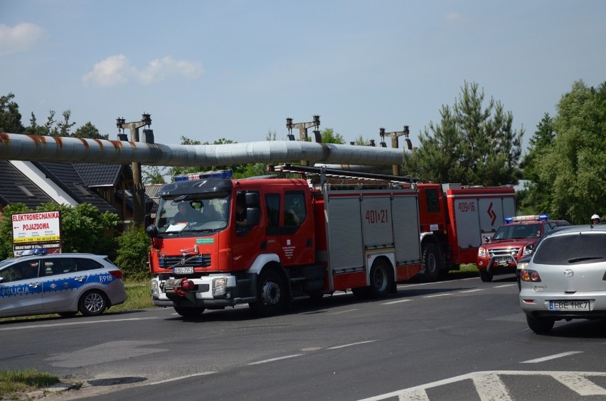 Groźny wypadek na skrzyżowaniu w pobliżu Oleśnika. Zderzyły się trzy samochody [ZDJĘCIA]