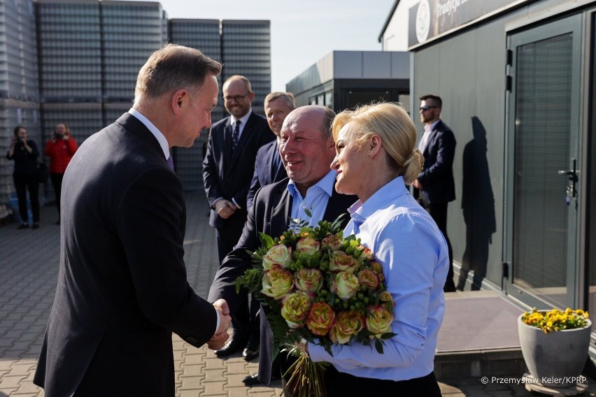 Prezydent Andrzej Duda w Pajęcznie. Atmosfera była wyjątkowa, padły ważne słowa. Zobaczcie zdjęcia i film